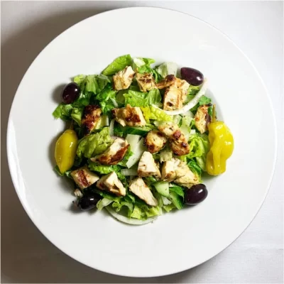 Green Salad with Grilled Chicken 1